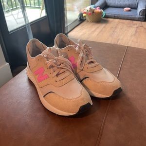 New Balance - Retro - tan and pink - women’s size 6 (run large)